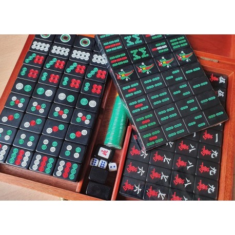 Great Mahjong Black Deluxe